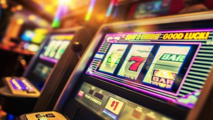 Are Slots Better Online Or in Perso