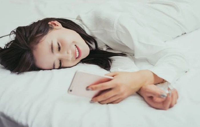 3 harsh facts long distance relationships 3